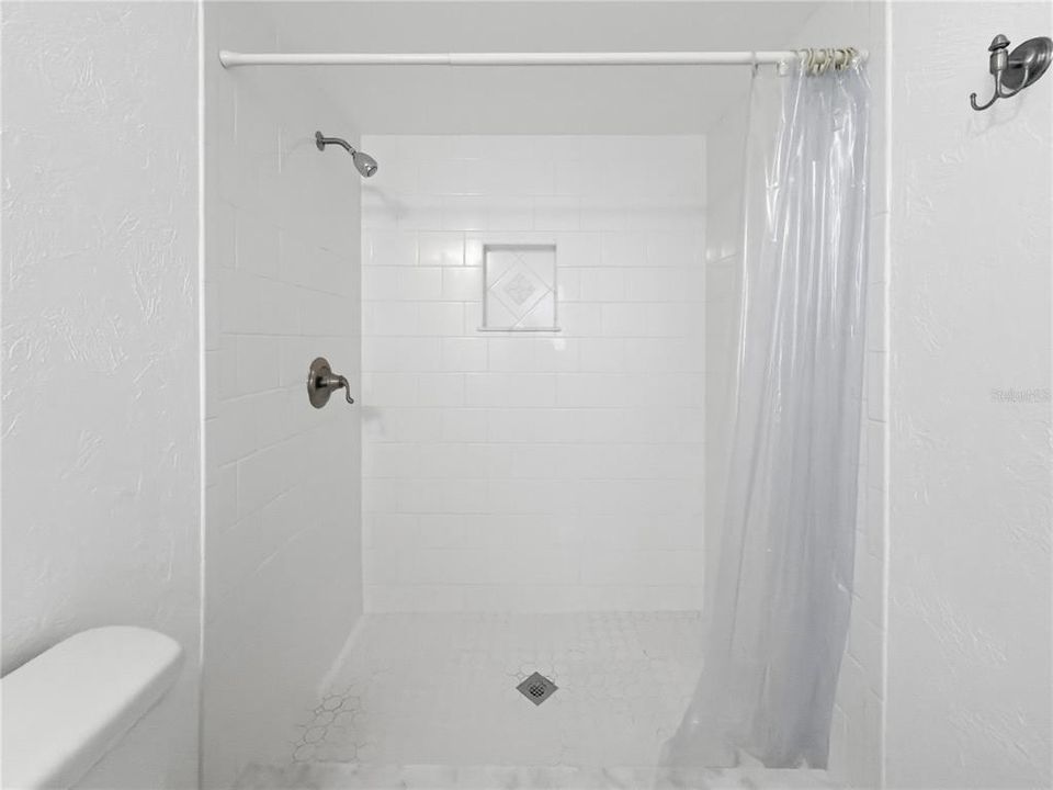 For Sale: $439,900 (2 beds, 2 baths, 1462 Square Feet)