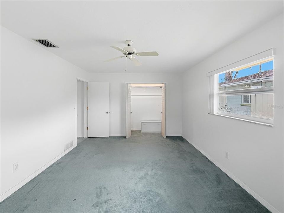 For Sale: $439,900 (2 beds, 2 baths, 1462 Square Feet)