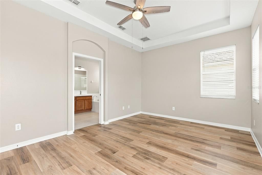 For Sale: $469,900 (4 beds, 3 baths, 2300 Square Feet)