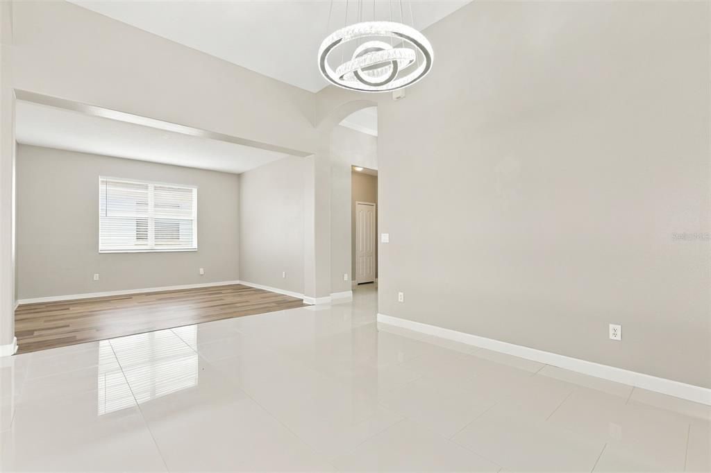 For Sale: $469,900 (4 beds, 3 baths, 2300 Square Feet)