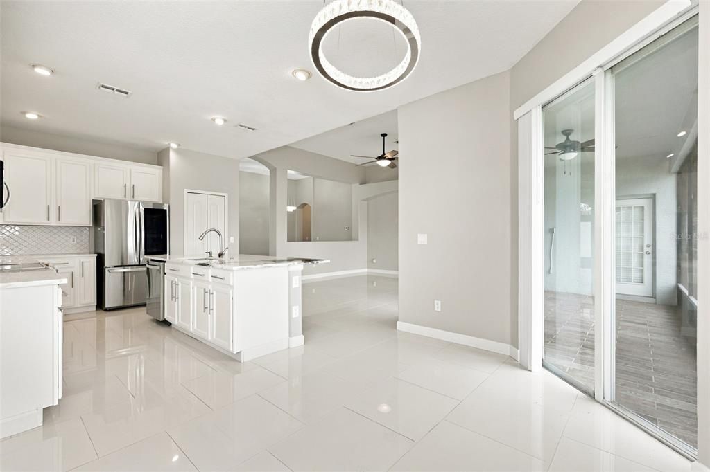 For Sale: $469,900 (4 beds, 3 baths, 2300 Square Feet)