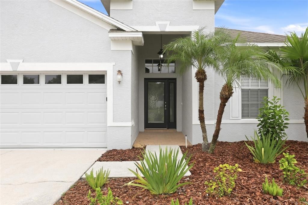 For Sale: $469,900 (4 beds, 3 baths, 2300 Square Feet)