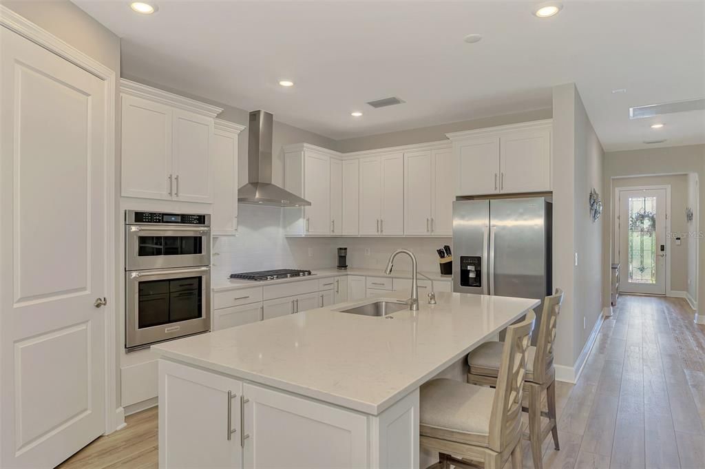For Sale: $659,000 (3 beds, 2 baths, 1902 Square Feet)