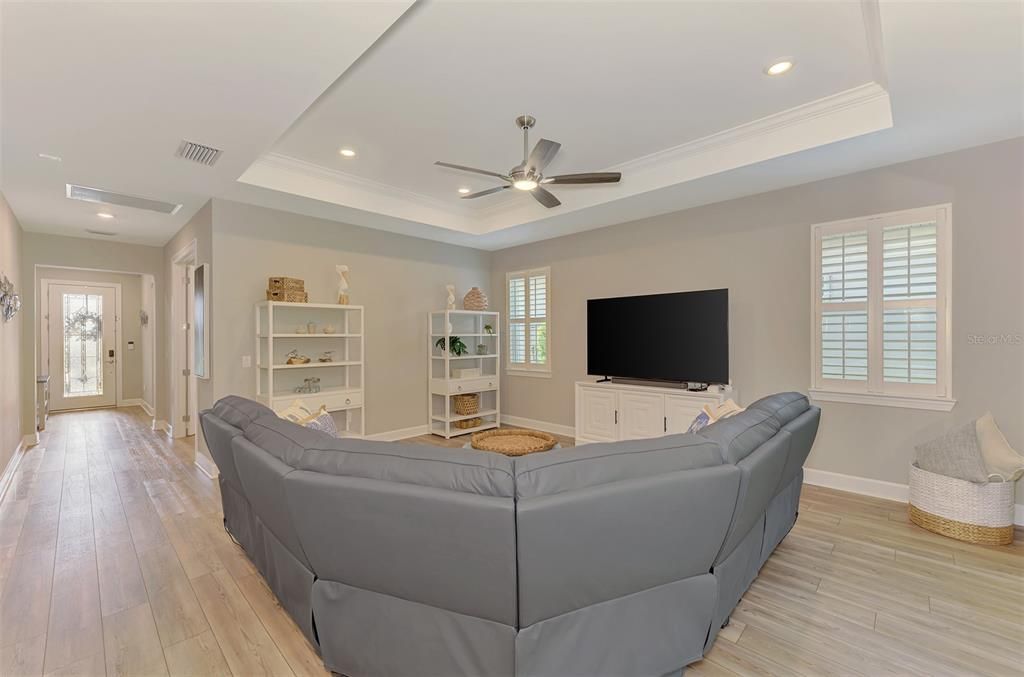 For Sale: $659,000 (3 beds, 2 baths, 1902 Square Feet)