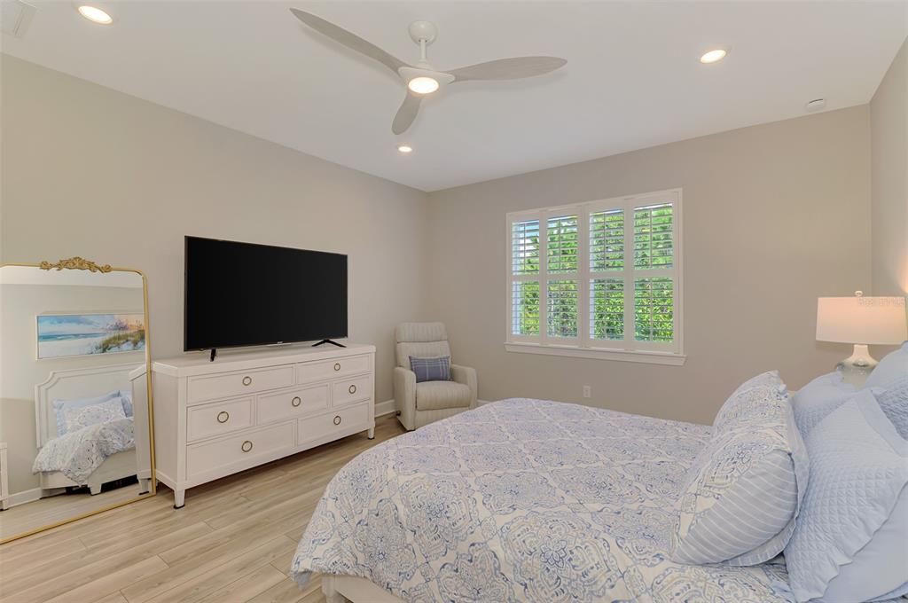 For Sale: $659,000 (3 beds, 2 baths, 1902 Square Feet)