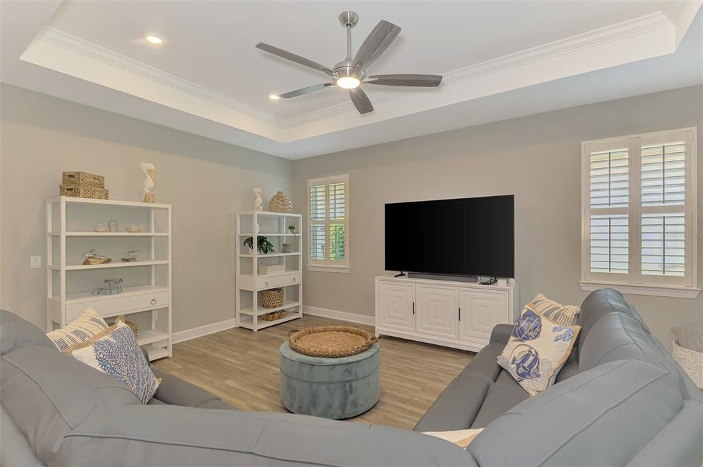 For Sale: $659,000 (3 beds, 2 baths, 1902 Square Feet)