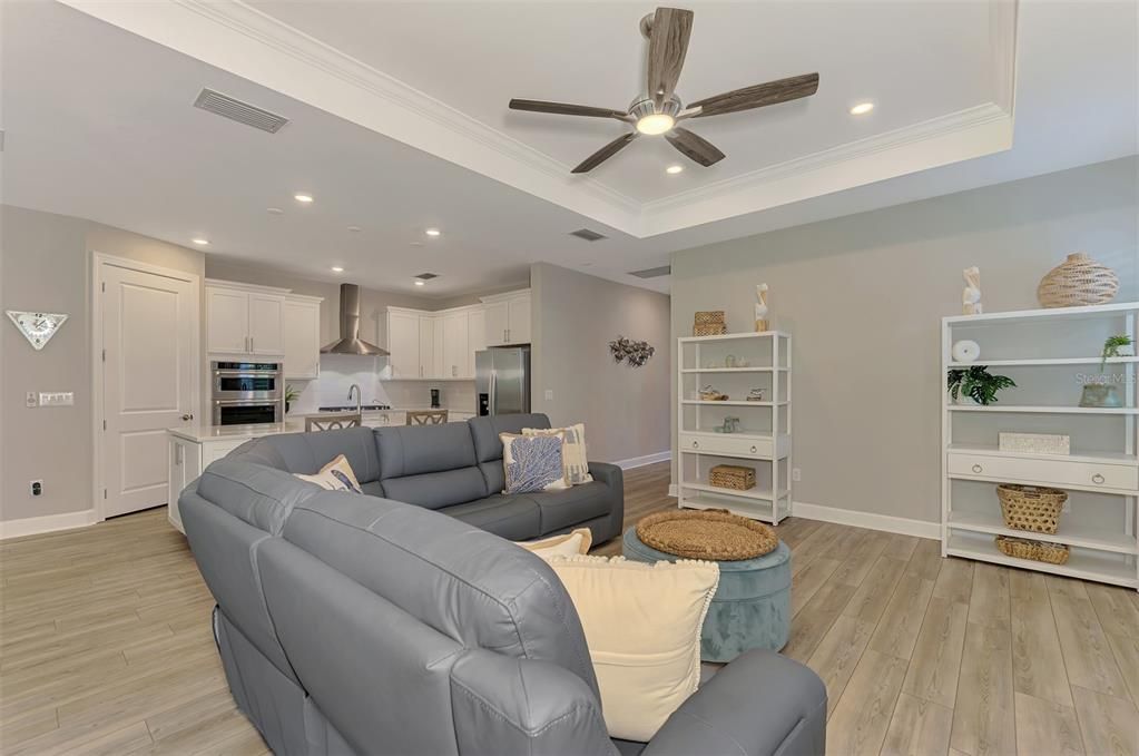 For Sale: $659,000 (3 beds, 2 baths, 1902 Square Feet)