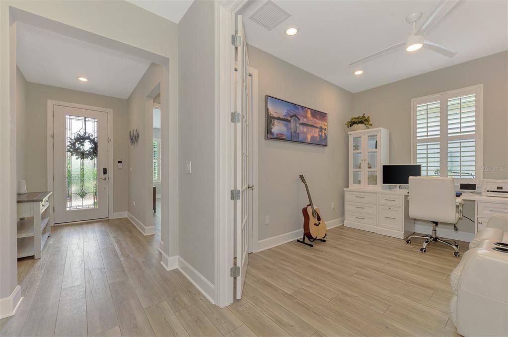 For Sale: $659,000 (3 beds, 2 baths, 1902 Square Feet)