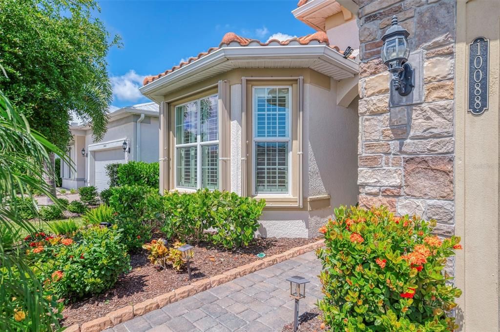 For Sale: $659,000 (3 beds, 2 baths, 1902 Square Feet)