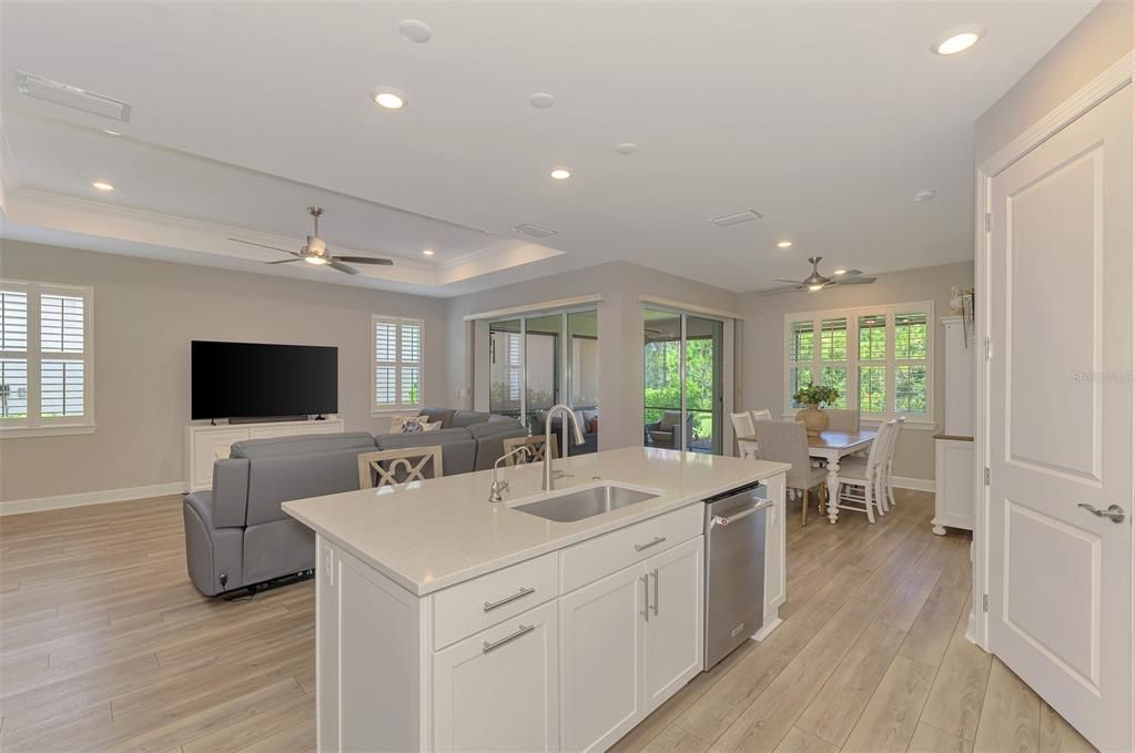 For Sale: $659,000 (3 beds, 2 baths, 1902 Square Feet)