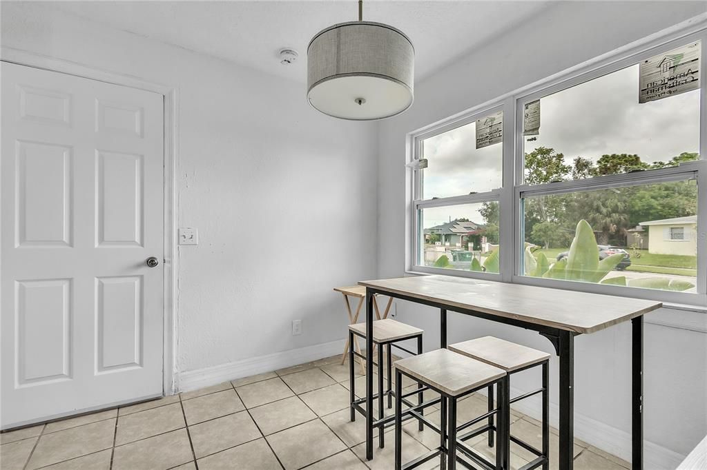 For Sale: $240,000 (3 beds, 1 baths, 1440 Square Feet)