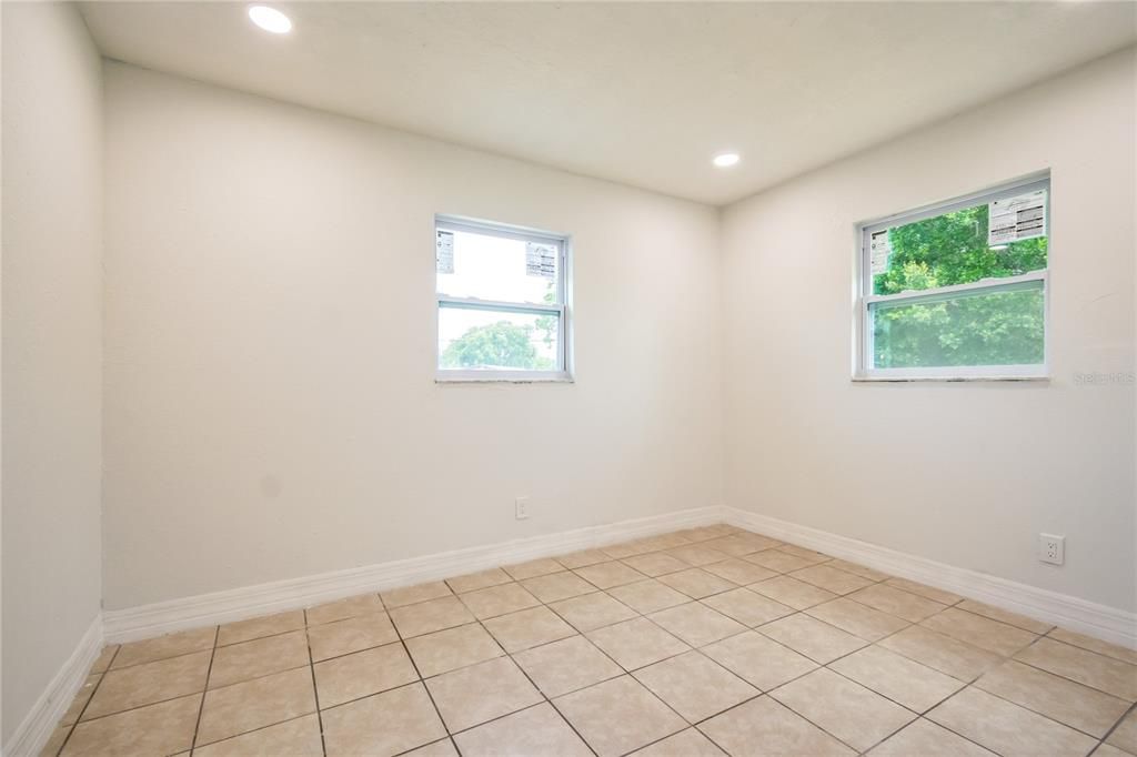 For Sale: $240,000 (3 beds, 1 baths, 1440 Square Feet)