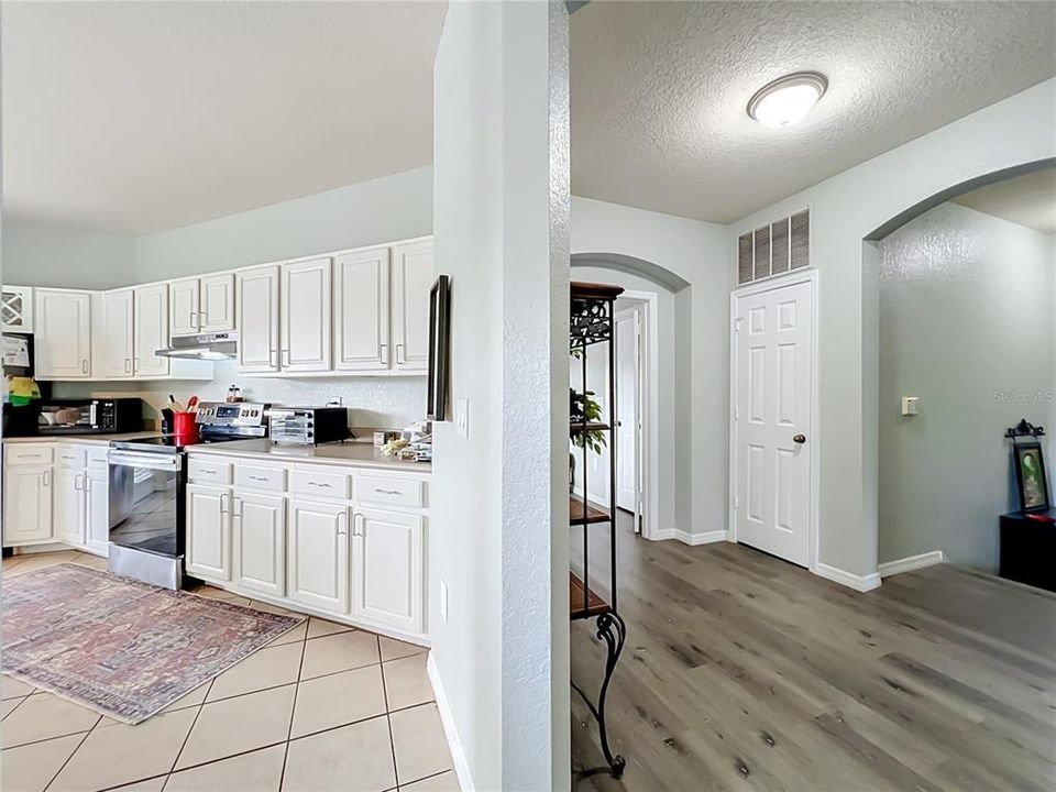 For Sale: $220,000 (2 beds, 2 baths, 1478 Square Feet)