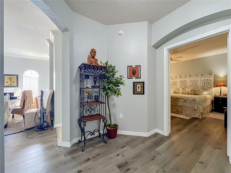 For Sale: $220,000 (2 beds, 2 baths, 1478 Square Feet)