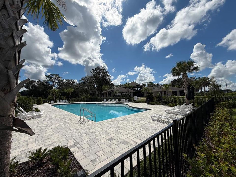 For Rent: $2,500 (3 beds, 2 baths, 1415 Square Feet)