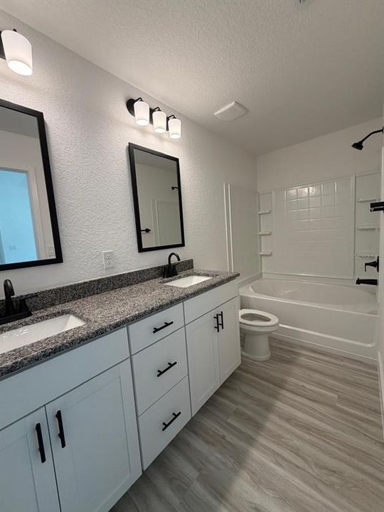 For Rent: $2,500 (3 beds, 2 baths, 1415 Square Feet)