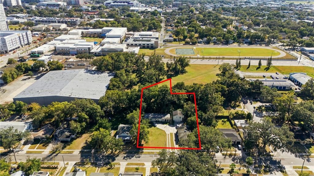 For Sale: $1,049,000 (6 beds, 0 baths, 3686 Square Feet)