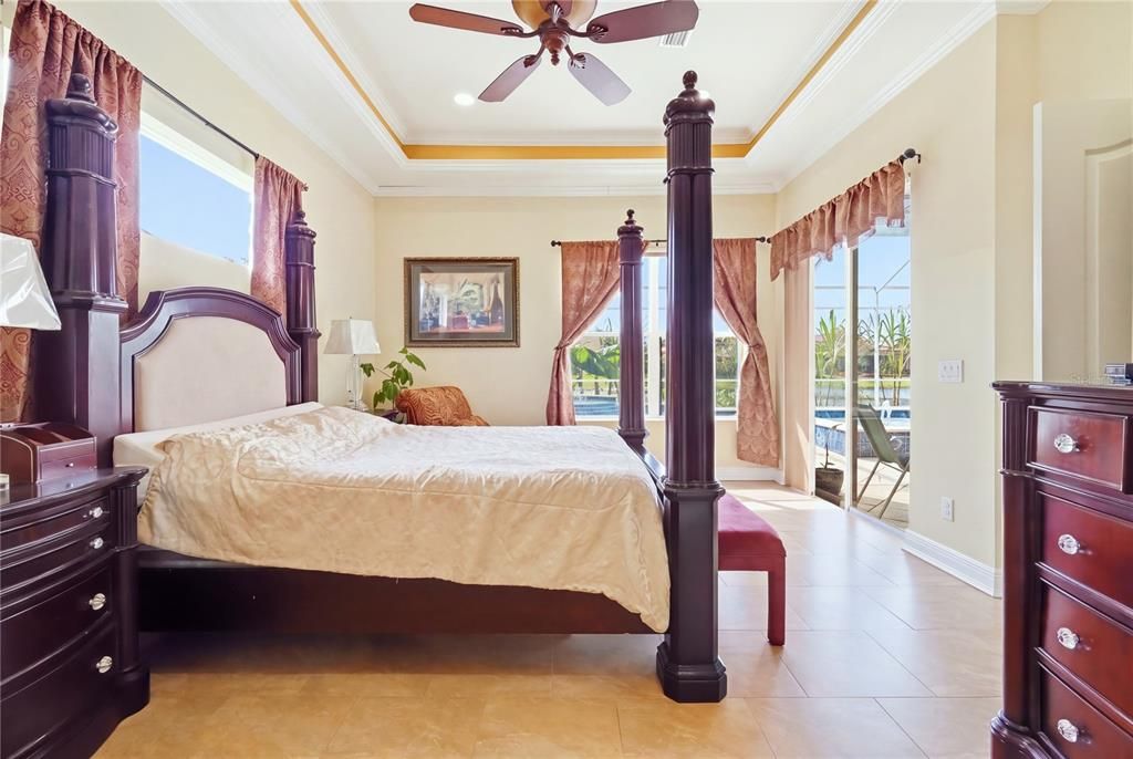 For Sale: $600,000 (4 beds, 3 baths, 2290 Square Feet)