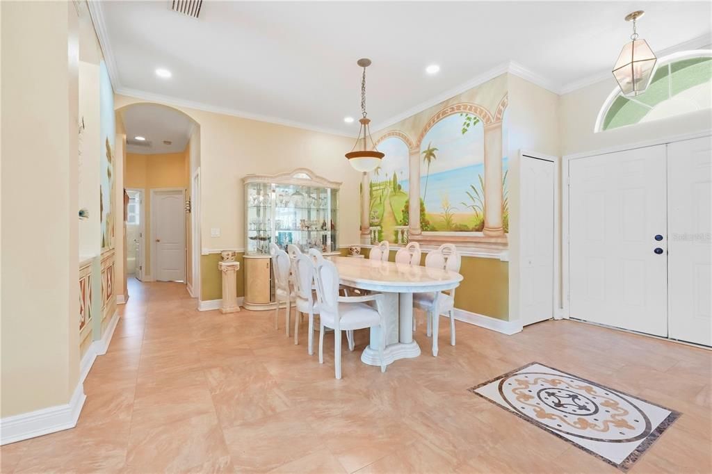 For Sale: $600,000 (4 beds, 3 baths, 2290 Square Feet)
