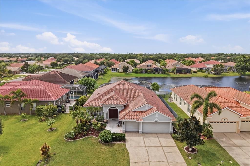 For Sale: $600,000 (4 beds, 3 baths, 2290 Square Feet)