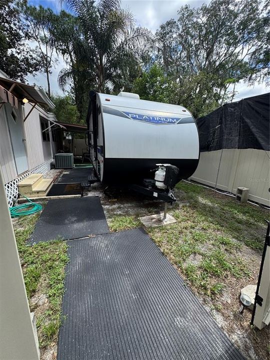 For Sale: $189,900 (2 beds, 1 baths, 540 Square Feet)