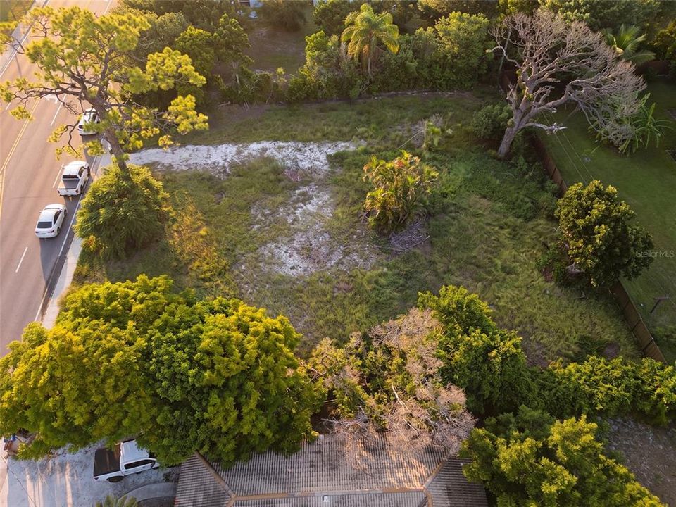 En Venta: $459,900 (0.31 acres)