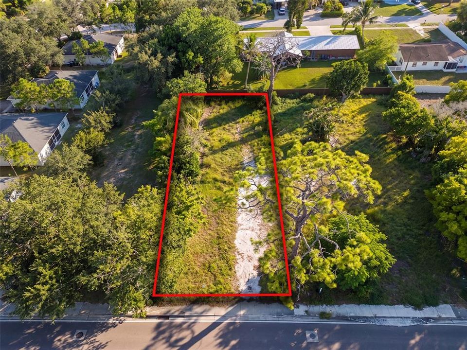 For Sale: $349,900 (0.18 acres)