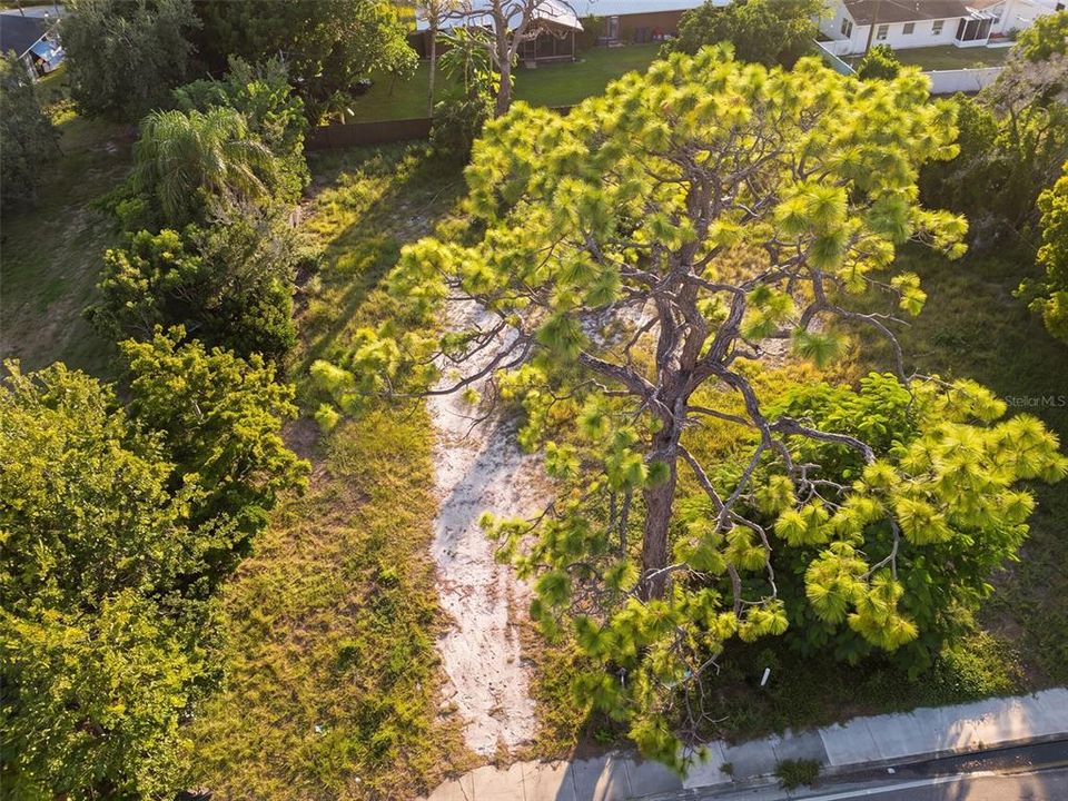 For Sale: $349,900 (0.18 acres)