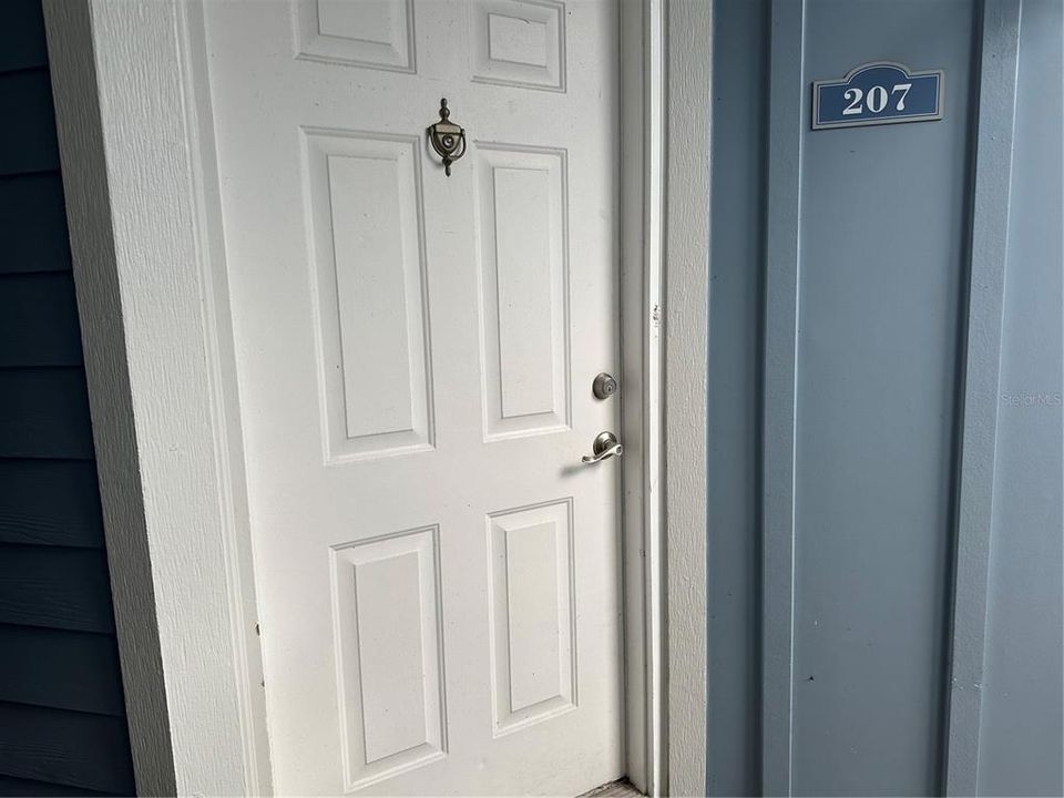 For Rent: $1,450 (1 beds, 1 baths, 648 Square Feet)