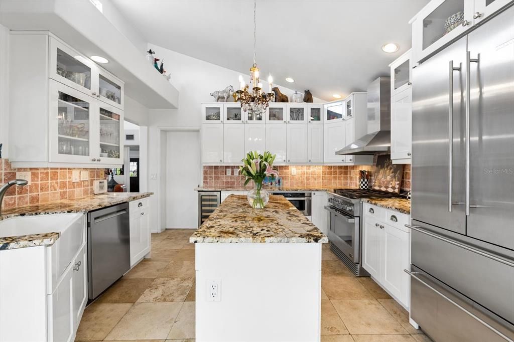 For Sale: $1,795,000 (4 beds, 3 baths, 2747 Square Feet)