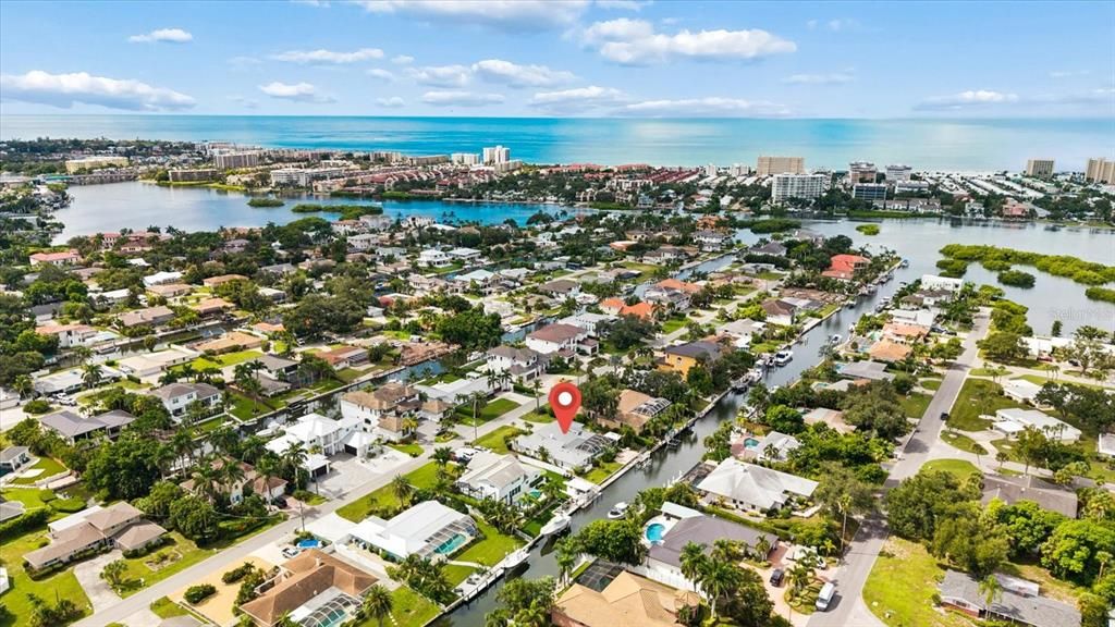 For Sale: $1,795,000 (4 beds, 3 baths, 2747 Square Feet)