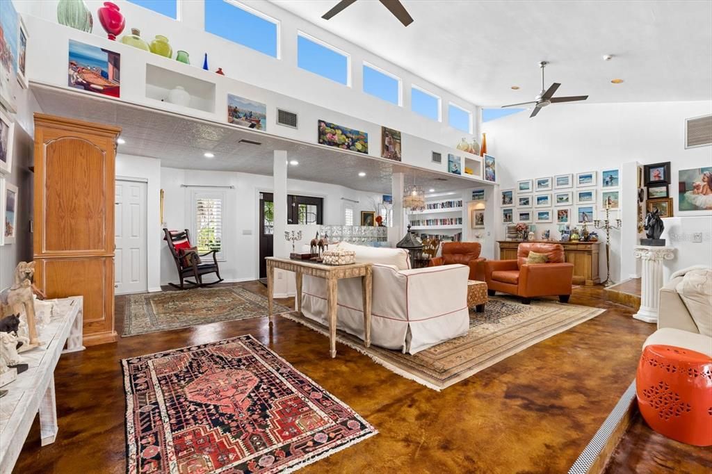 For Sale: $1,795,000 (4 beds, 3 baths, 2747 Square Feet)