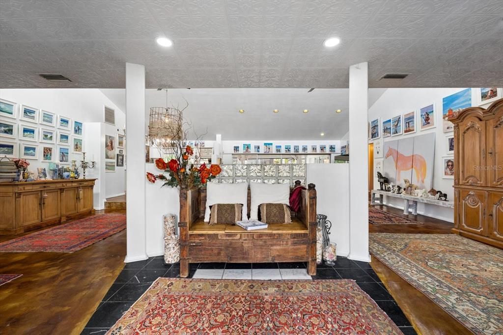 For Sale: $1,795,000 (4 beds, 3 baths, 2747 Square Feet)