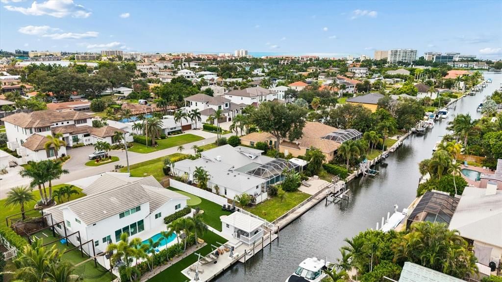 For Sale: $1,795,000 (4 beds, 3 baths, 2747 Square Feet)