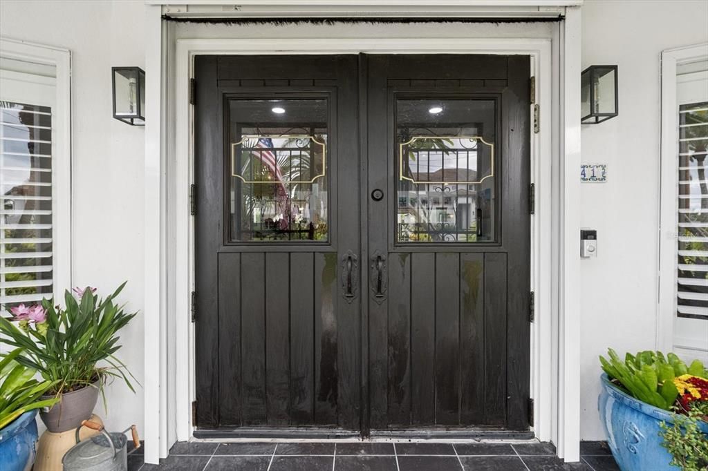 For Sale: $1,795,000 (4 beds, 3 baths, 2747 Square Feet)