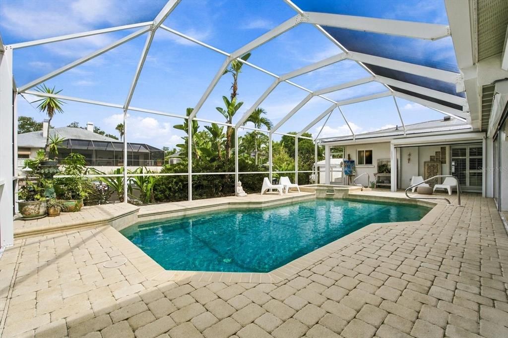 For Sale: $1,795,000 (4 beds, 3 baths, 2747 Square Feet)