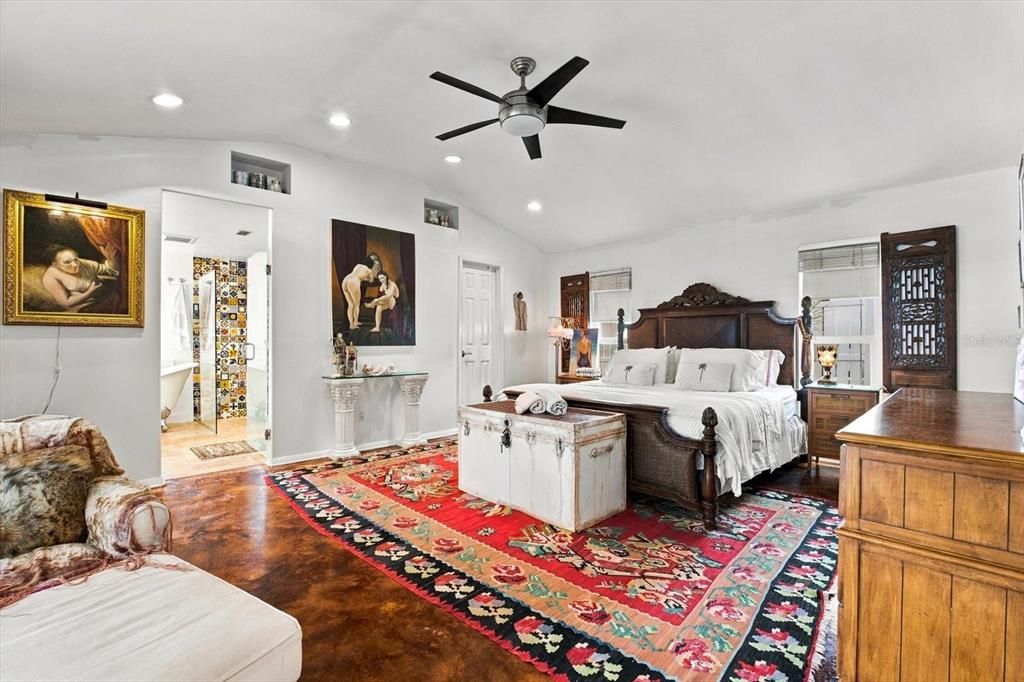 For Sale: $1,795,000 (4 beds, 3 baths, 2747 Square Feet)