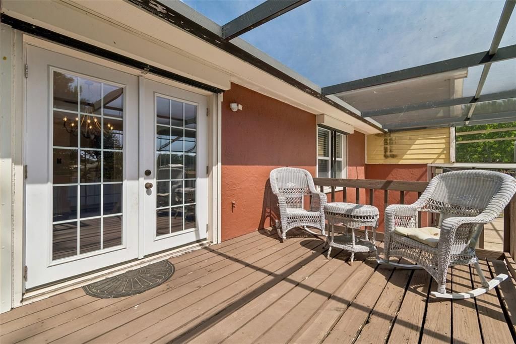 For Sale: $420,000 (4 beds, 2 baths, 2411 Square Feet)