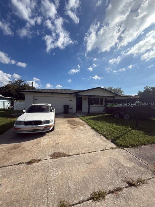 Recently Sold: $221,000 (3 beds, 2 baths, 1137 Square Feet)