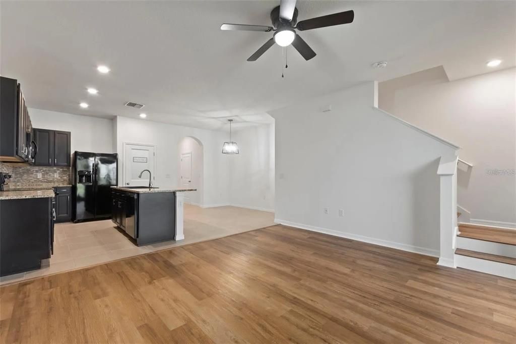 For Rent: $2,500 (3 beds, 2 baths, 1673 Square Feet)