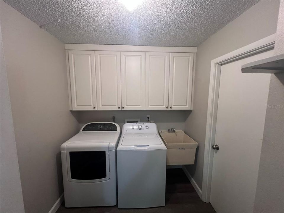 В аренду: $1,899 (3 спален, 2 ванн, 1332 Квадратных фут)