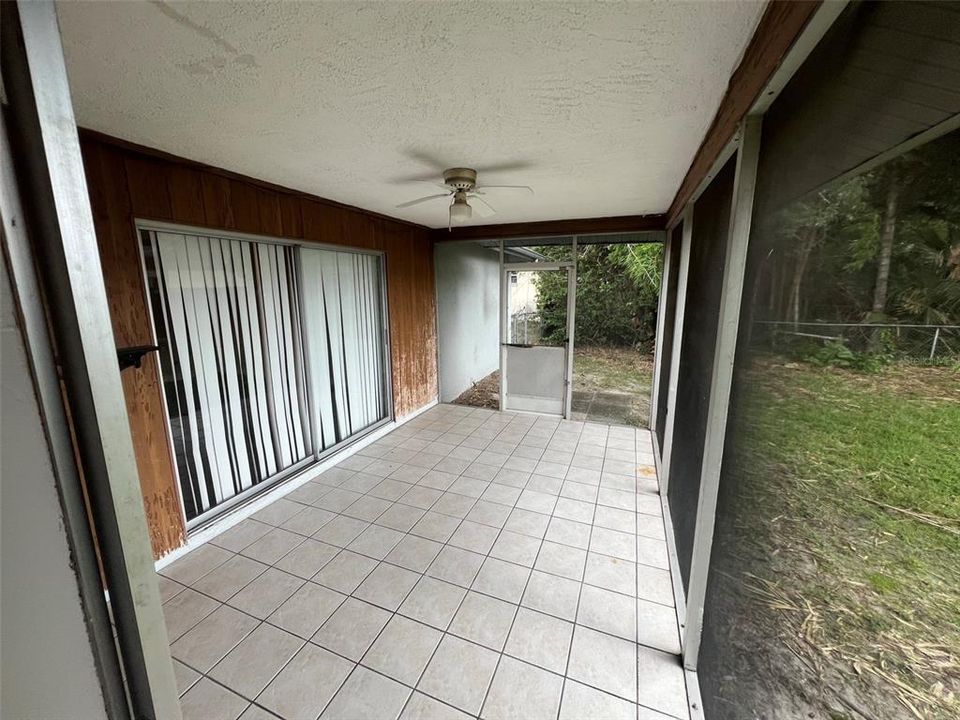 В аренду: $1,899 (3 спален, 2 ванн, 1332 Квадратных фут)