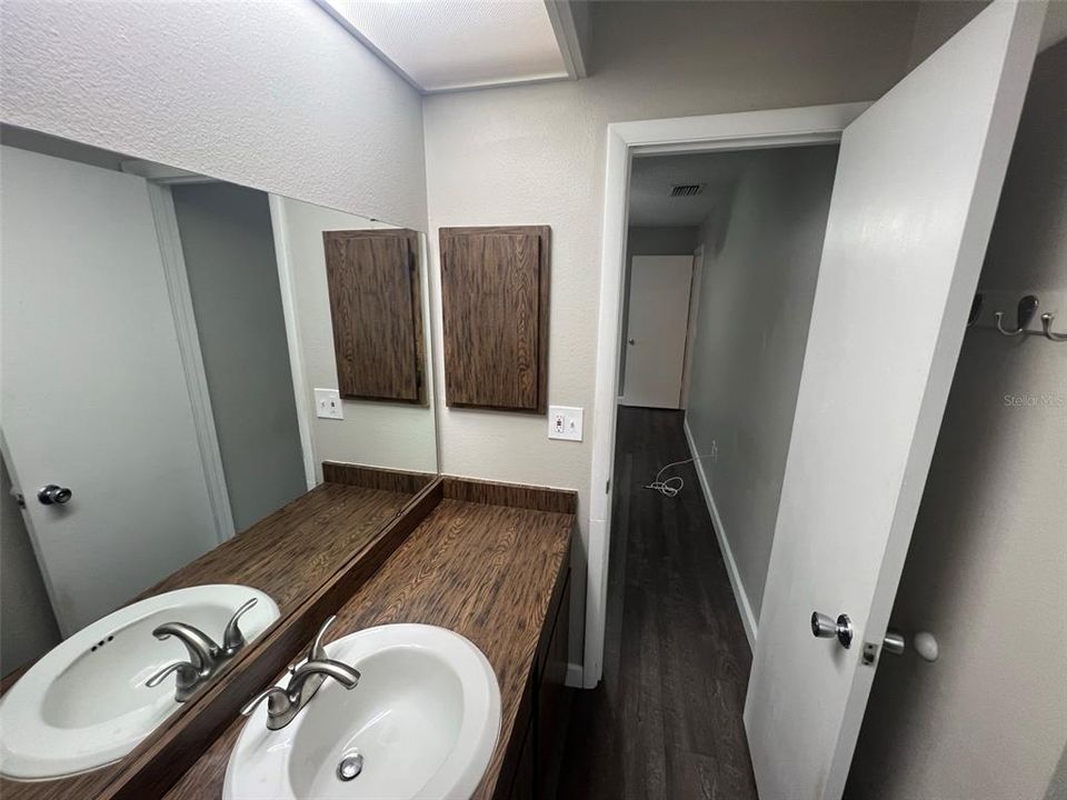 В аренду: $1,899 (3 спален, 2 ванн, 1332 Квадратных фут)