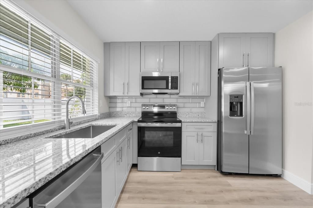 For Rent: $2,400 (3 beds, 2 baths, 1168 Square Feet)