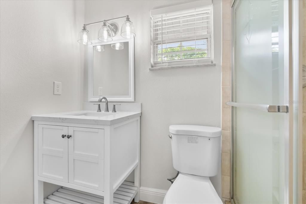For Rent: $2,400 (3 beds, 2 baths, 1168 Square Feet)
