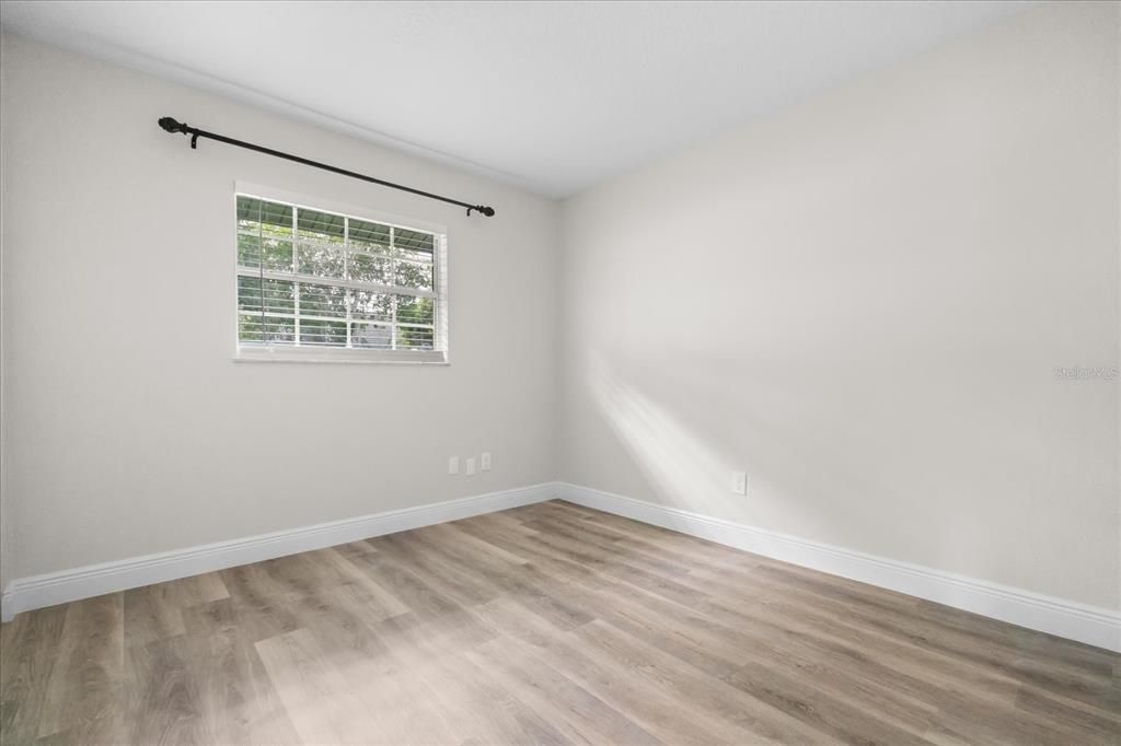 For Rent: $2,400 (3 beds, 2 baths, 1168 Square Feet)