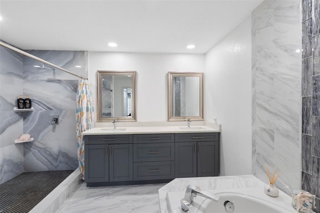 For Sale: $375,000 (3 beds, 2 baths, 1758 Square Feet)