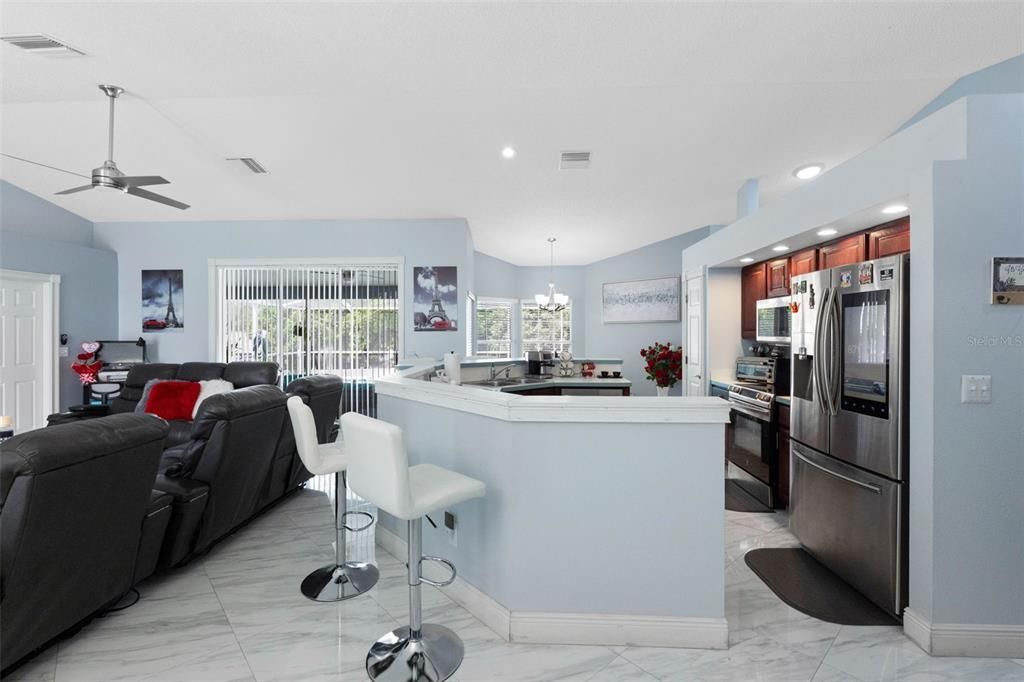 For Sale: $375,000 (3 beds, 2 baths, 1758 Square Feet)