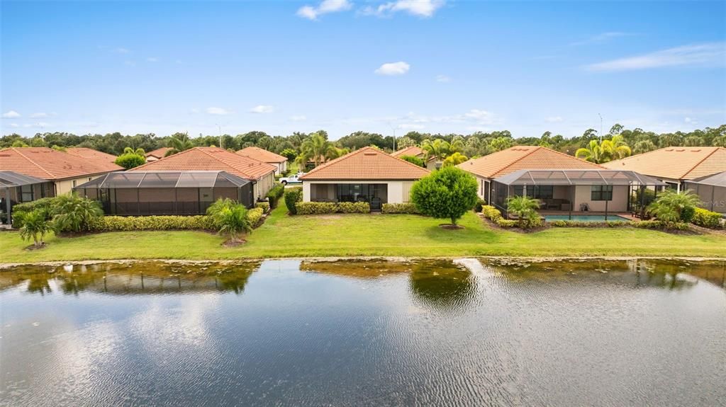Active With Contract: $589,000 (3 beds, 3 baths, 2214 Square Feet)