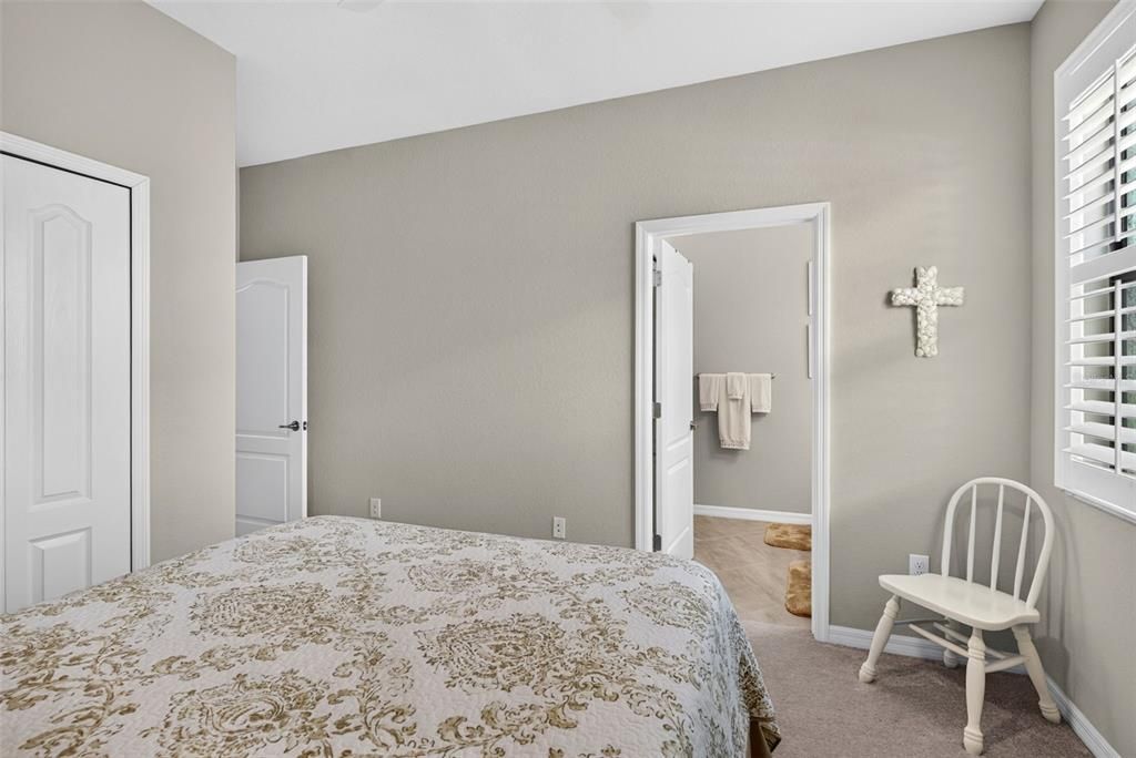 Active With Contract: $589,000 (3 beds, 3 baths, 2214 Square Feet)